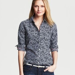 Banana Republic Soft Wash Button Shirt Blue Floral